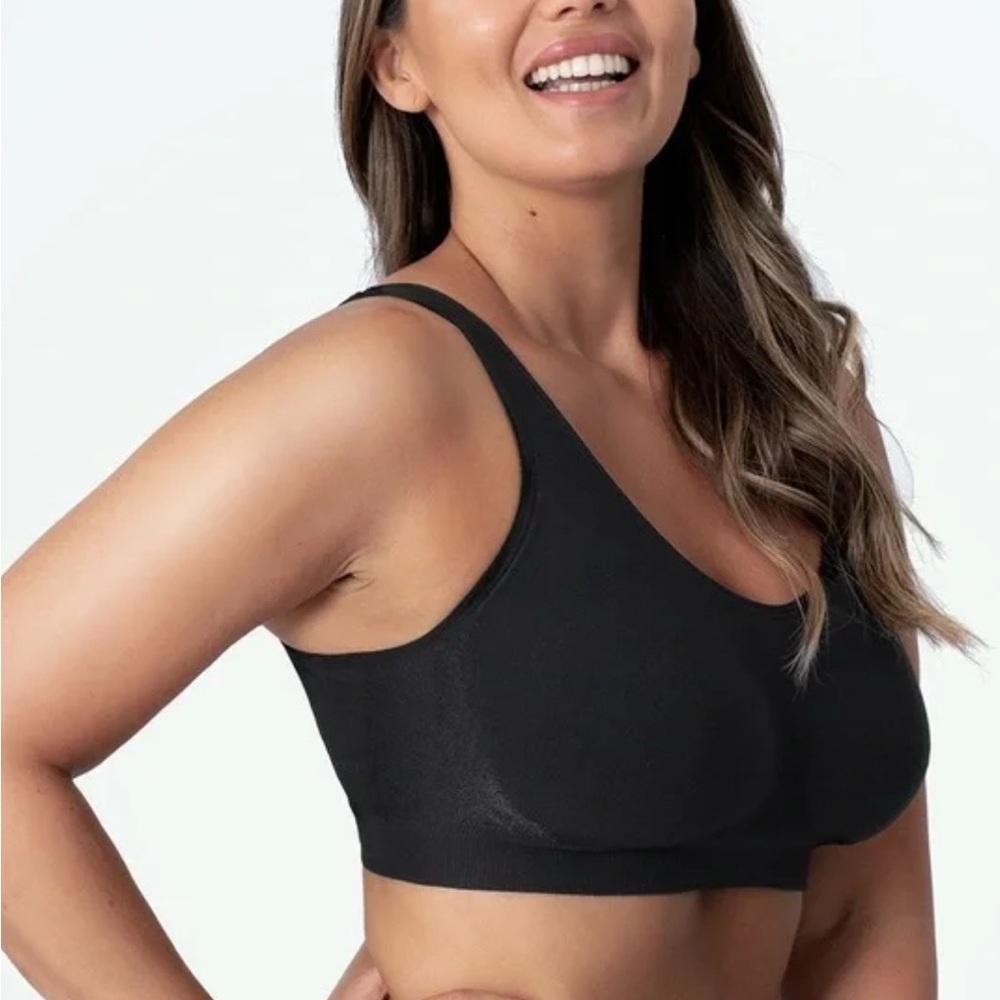 Truekind Women's Black Seamless Bra Medium NWT